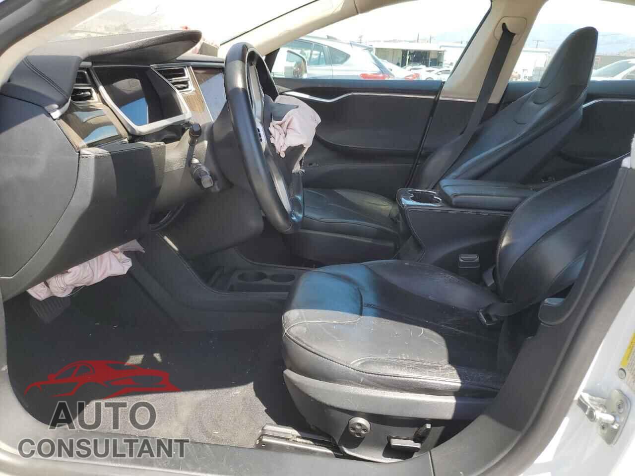 TESLA MODEL S 2013 - 5YJSA1CN5DFP27824