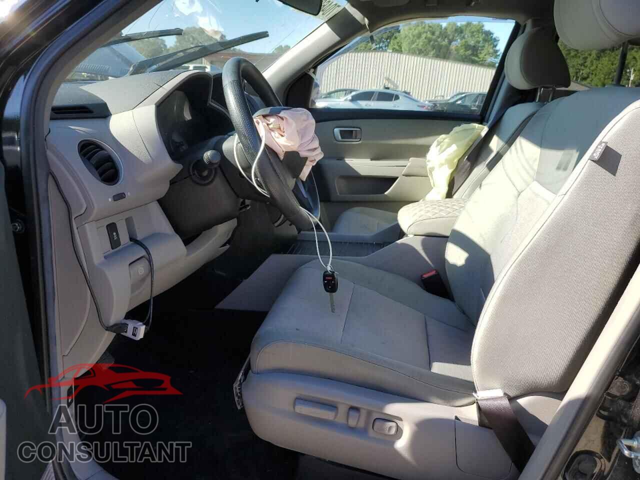 HONDA PILOT 2013 - 5FNYF4H43DB001635