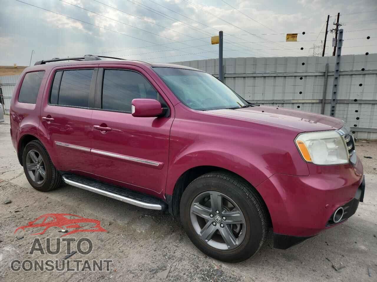 HONDA PILOT 2015 - 5FNYF4H94FB044184
