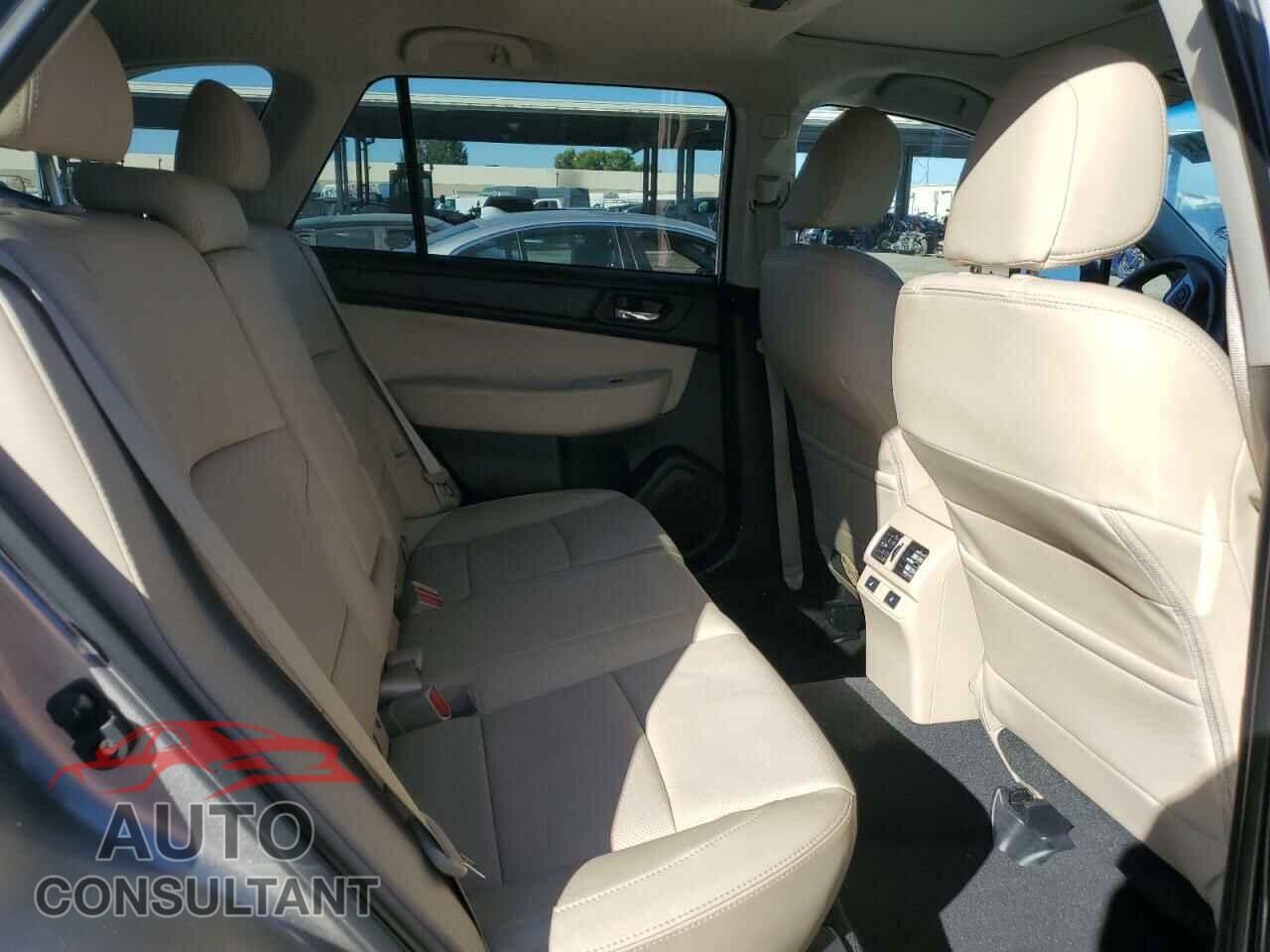 SUBARU OUTBACK 2017 - 4S4BSENC7H3401392