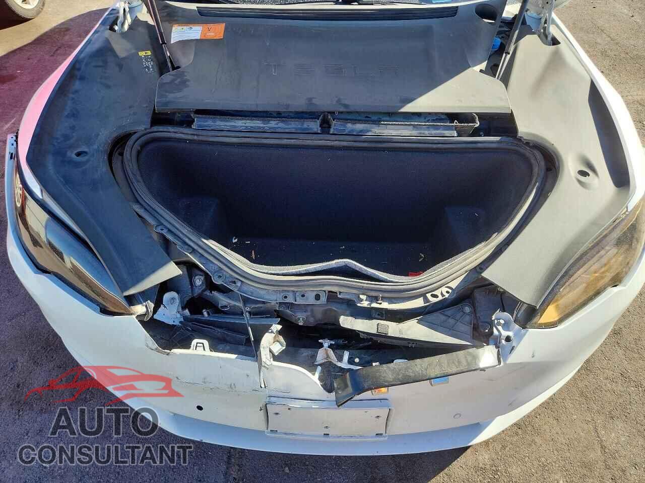 TESLA MODEL S 2017 - 5YJSA1E16HF211424