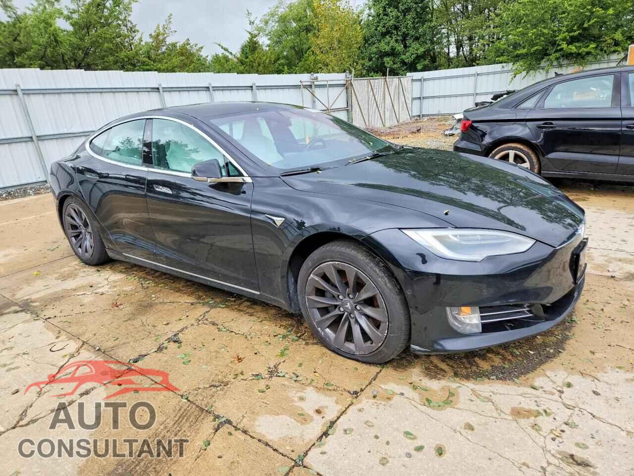 TESLA MODEL S 2020 - 5YJSA1E28LF359785