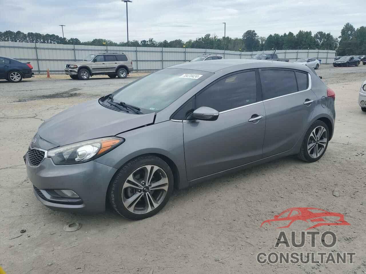 KIA FORTE 2016 - KNAFX5A88G5587839