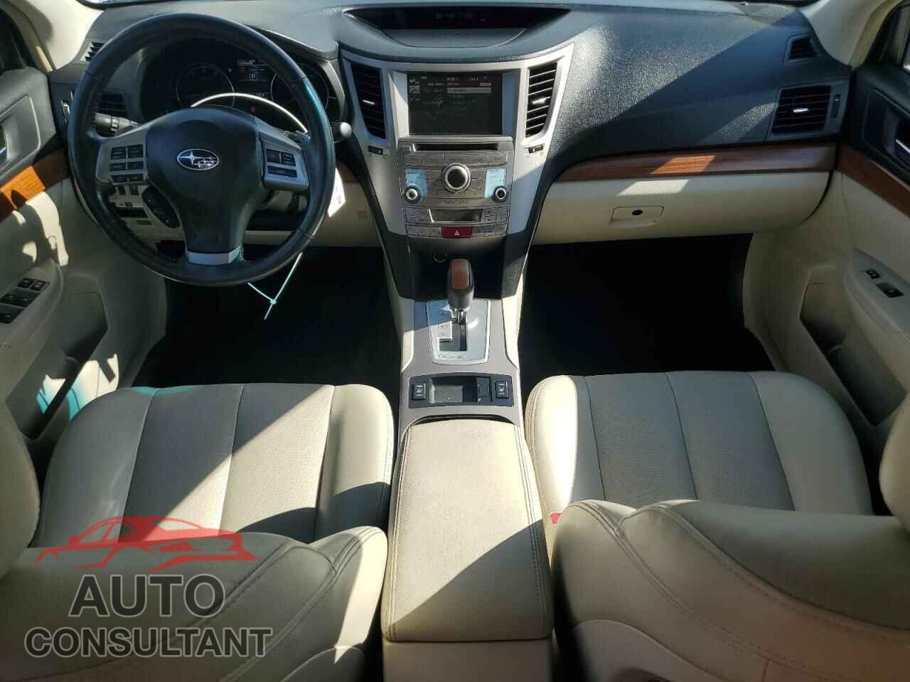 SUBARU OUTBACK 2013 - 4S4BRBLC8D3304208