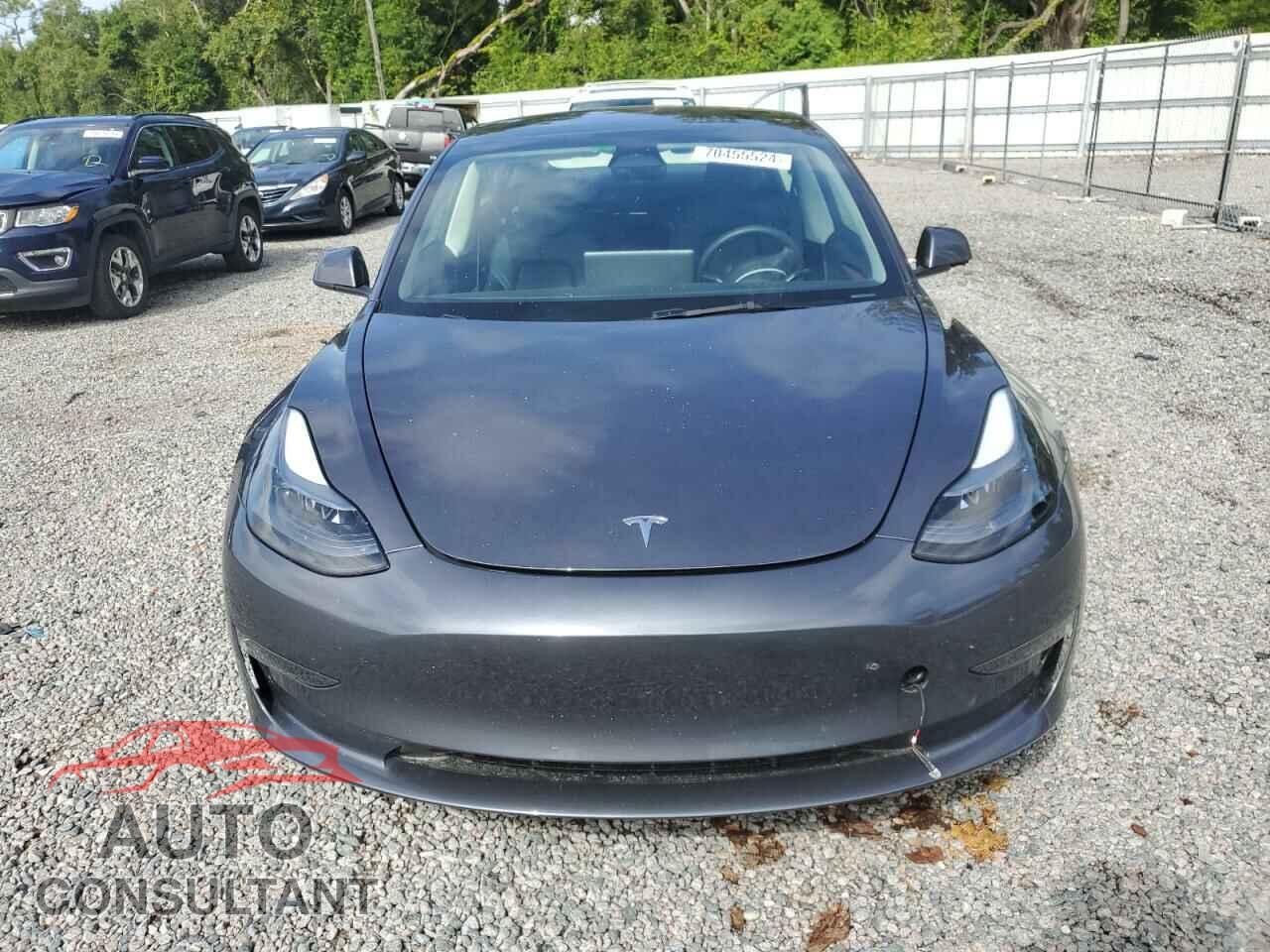 TESLA MODEL 3 2023 - 5YJ3E1EA4PF646711