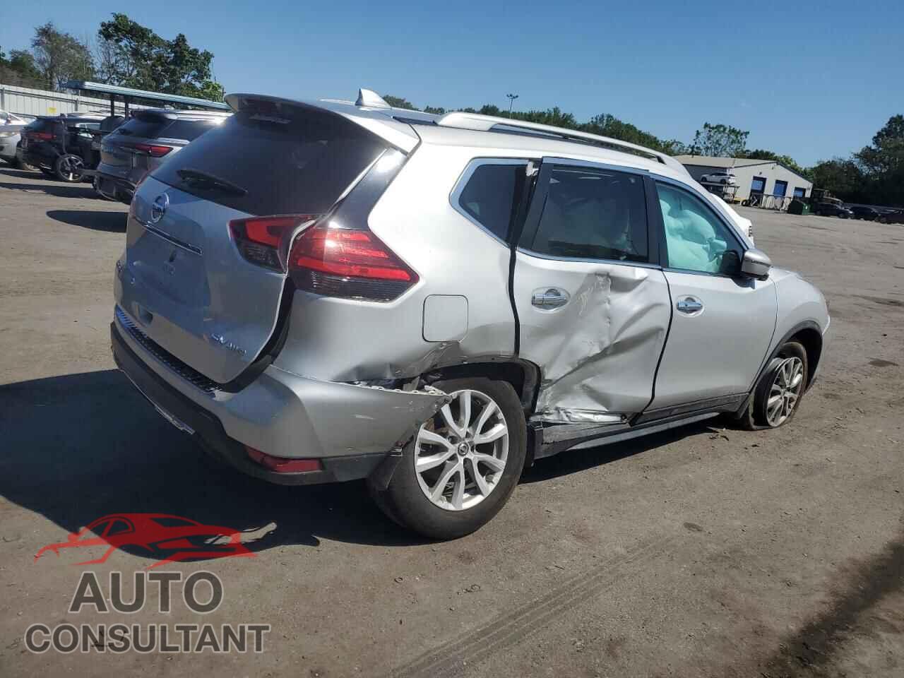 NISSAN ROGUE 2017 - 5N1AT2MV5HC879336