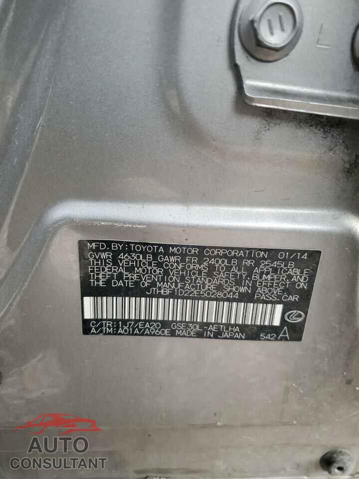 LEXUS IS 2014 - JTHBF1D22E5028044