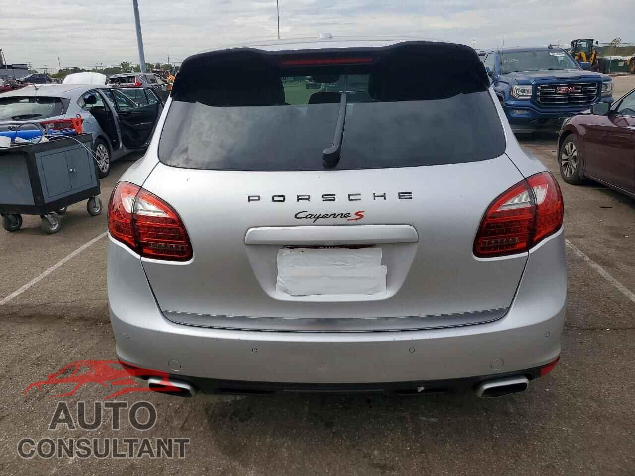 PORSCHE CAYENNE 2012 - WP1AB2A25CLA45284