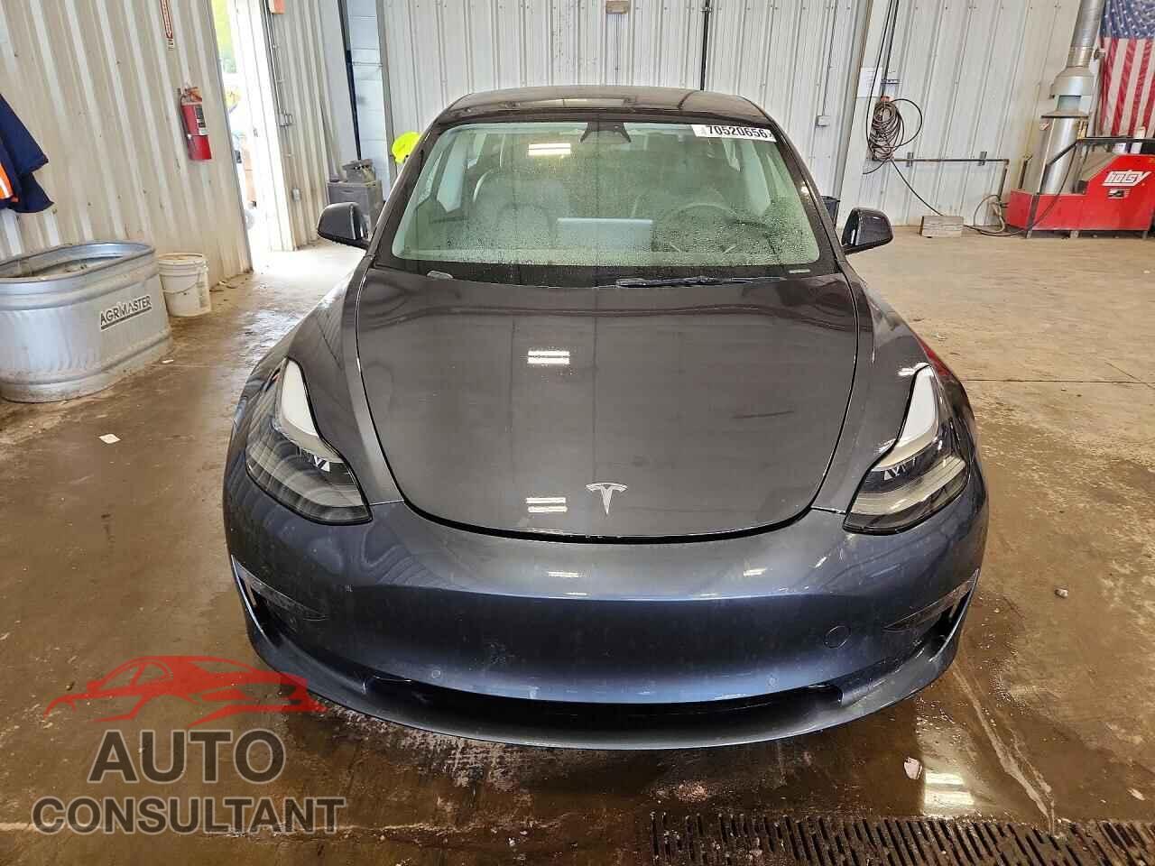 TESLA MODEL 3 2022 - 5YJ3E1EB3NF247066