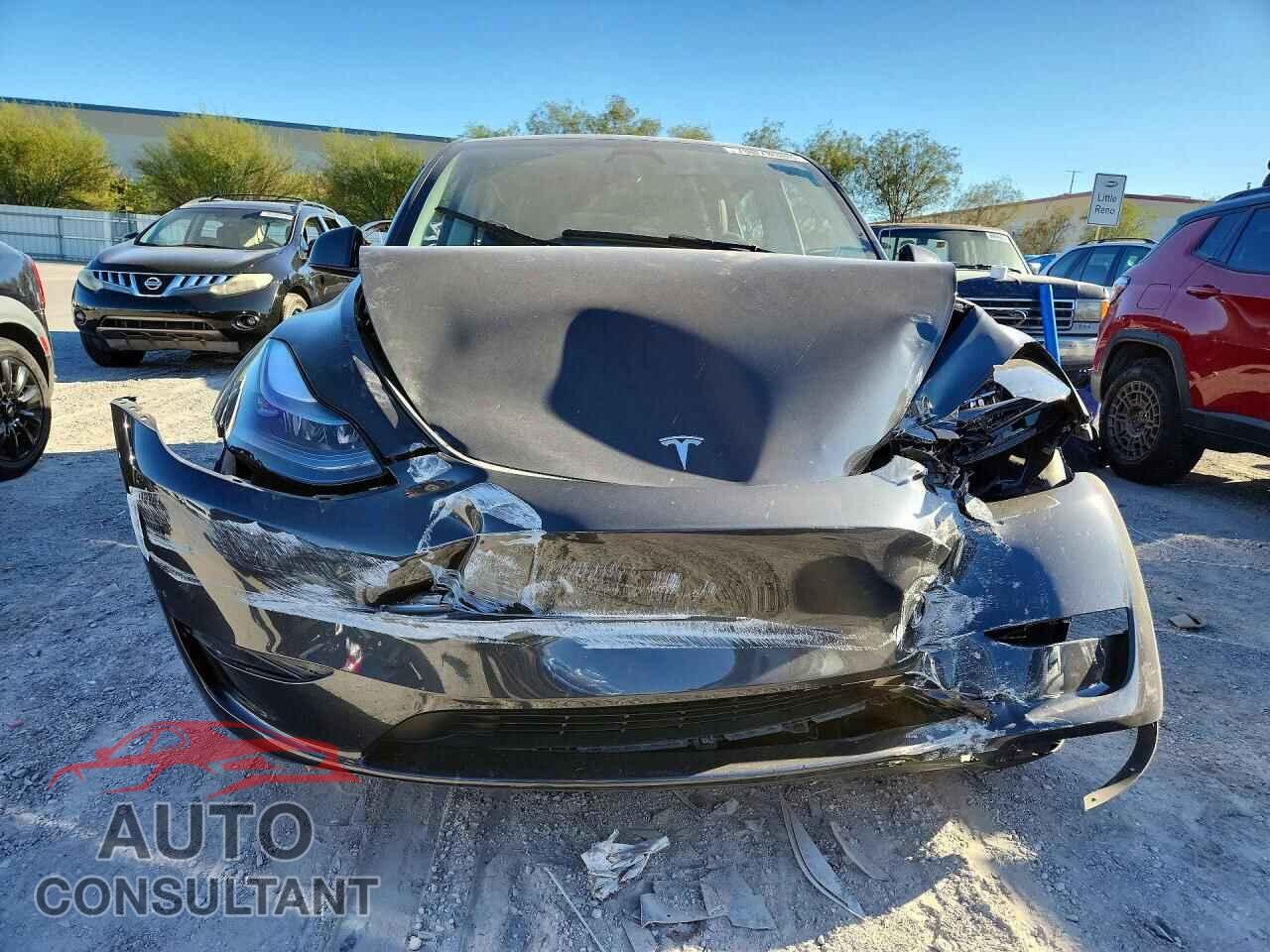 TESLA MODEL Y 2024 - 7SAYGDEE7RF991046