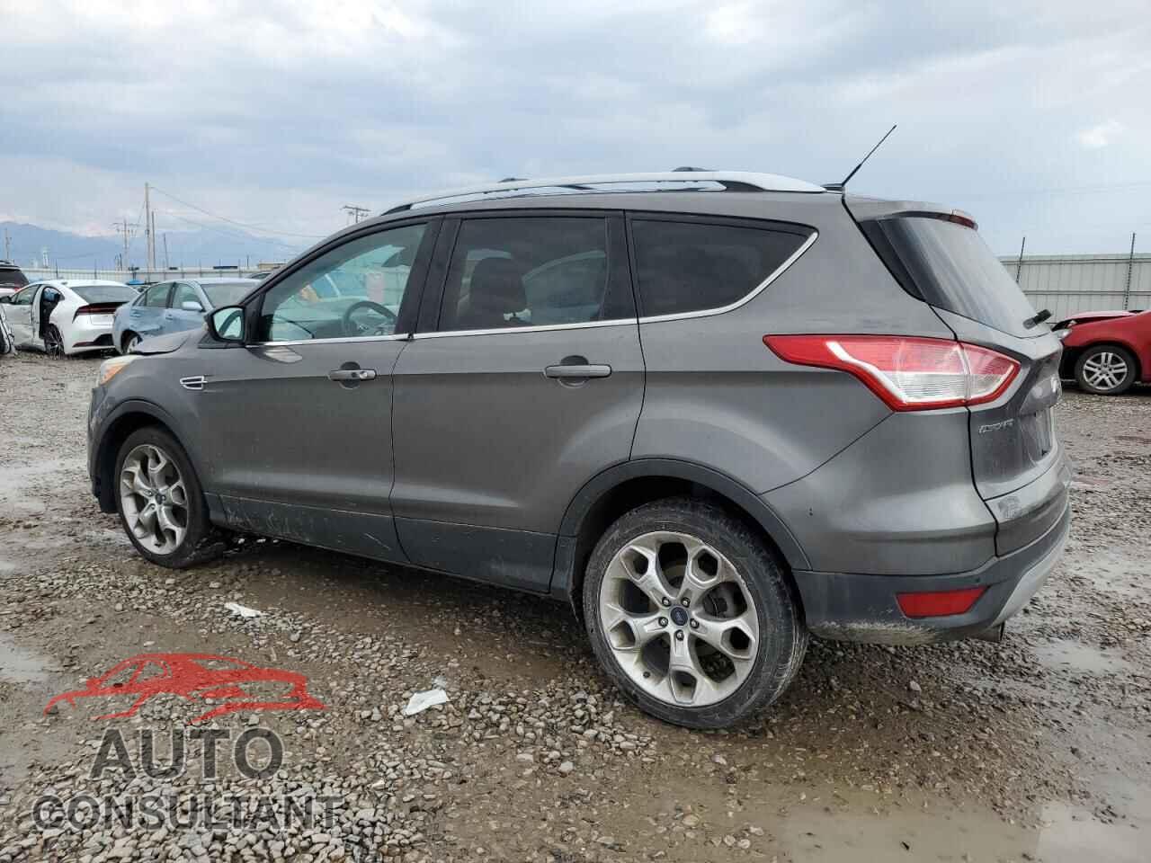 FORD ESCAPE 2013 - 1FMCU0J91DUB32323