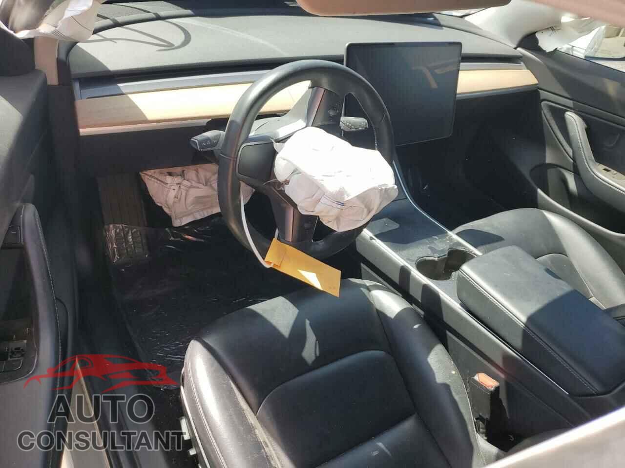 TESLA MODEL 3 2018 - 5YJ3E1EA3JF010658