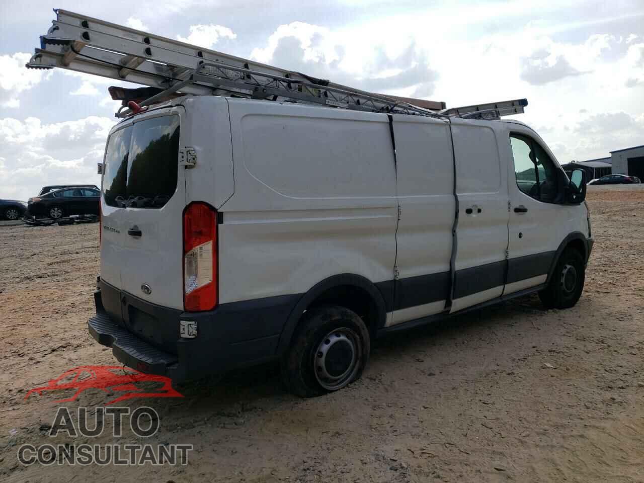FORD TRANSIT 2017 - 1FTYR1ZM4HKA10857