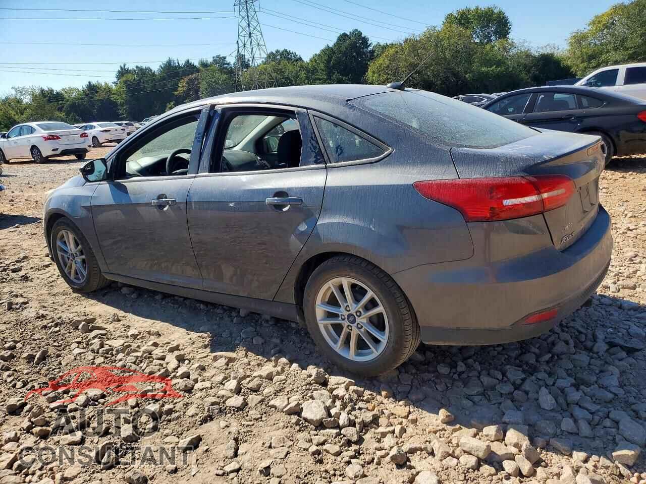 FORD FOCUS 2015 - 1FADP3FEXFL227419