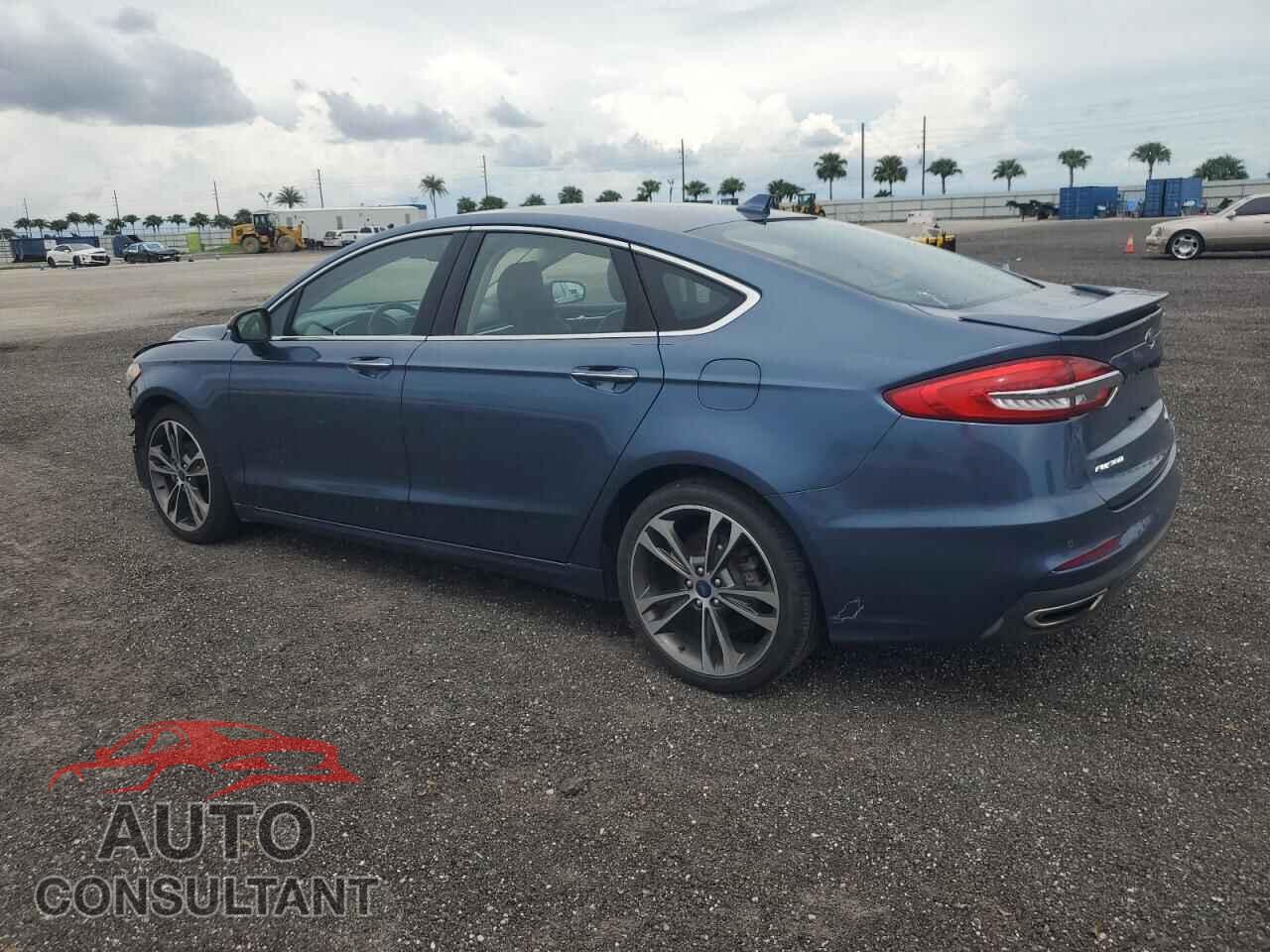 FORD FUSION 2019 - 3FA6P0D9XKR124171