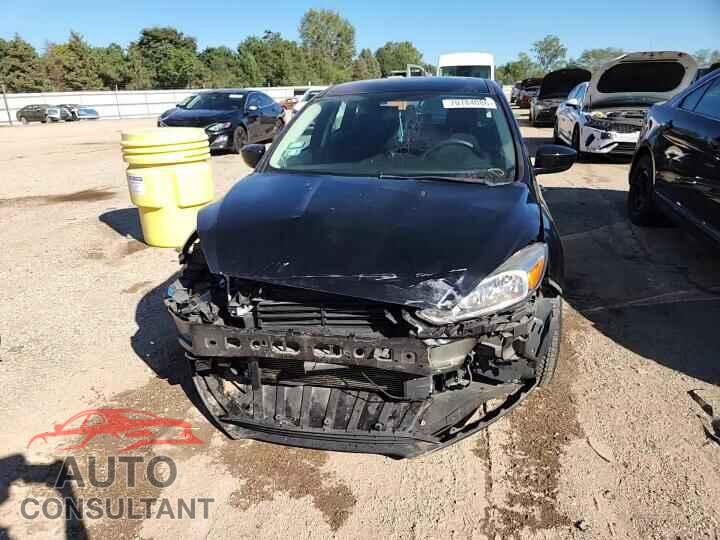 FORD FOCUS 2018 - 1FADP3K26JL310995