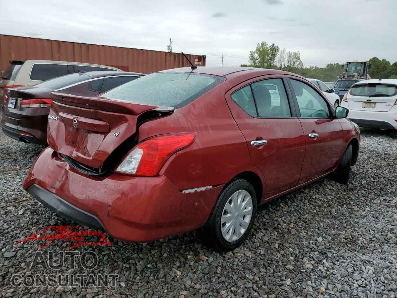 NISSAN VERSA 2017 - 3N1CN7AP3HL813059