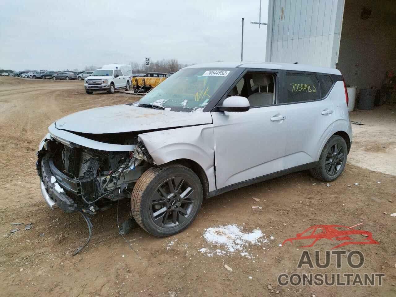 KIA SOUL 2020 - KNDJ33AU9L7011475
