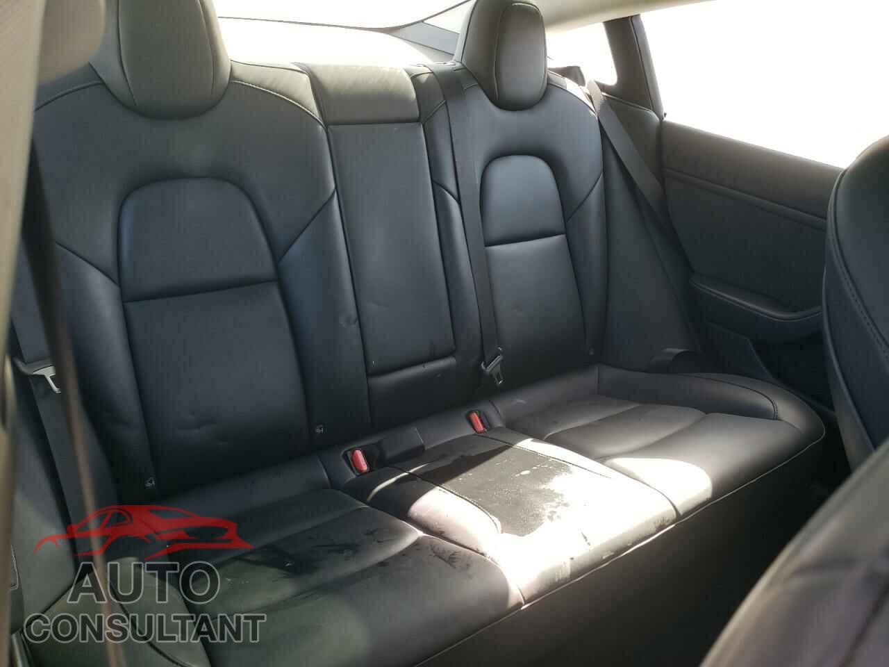 TESLA MODEL 3 2022 - 5YJ3E1EA0NF371609
