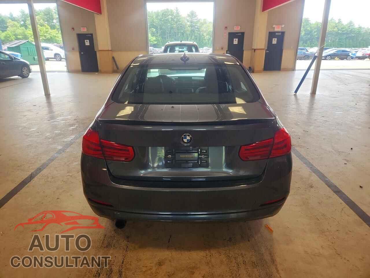 BMW 3 SERIES 2016 - WBA8E5G5XGNU21995
