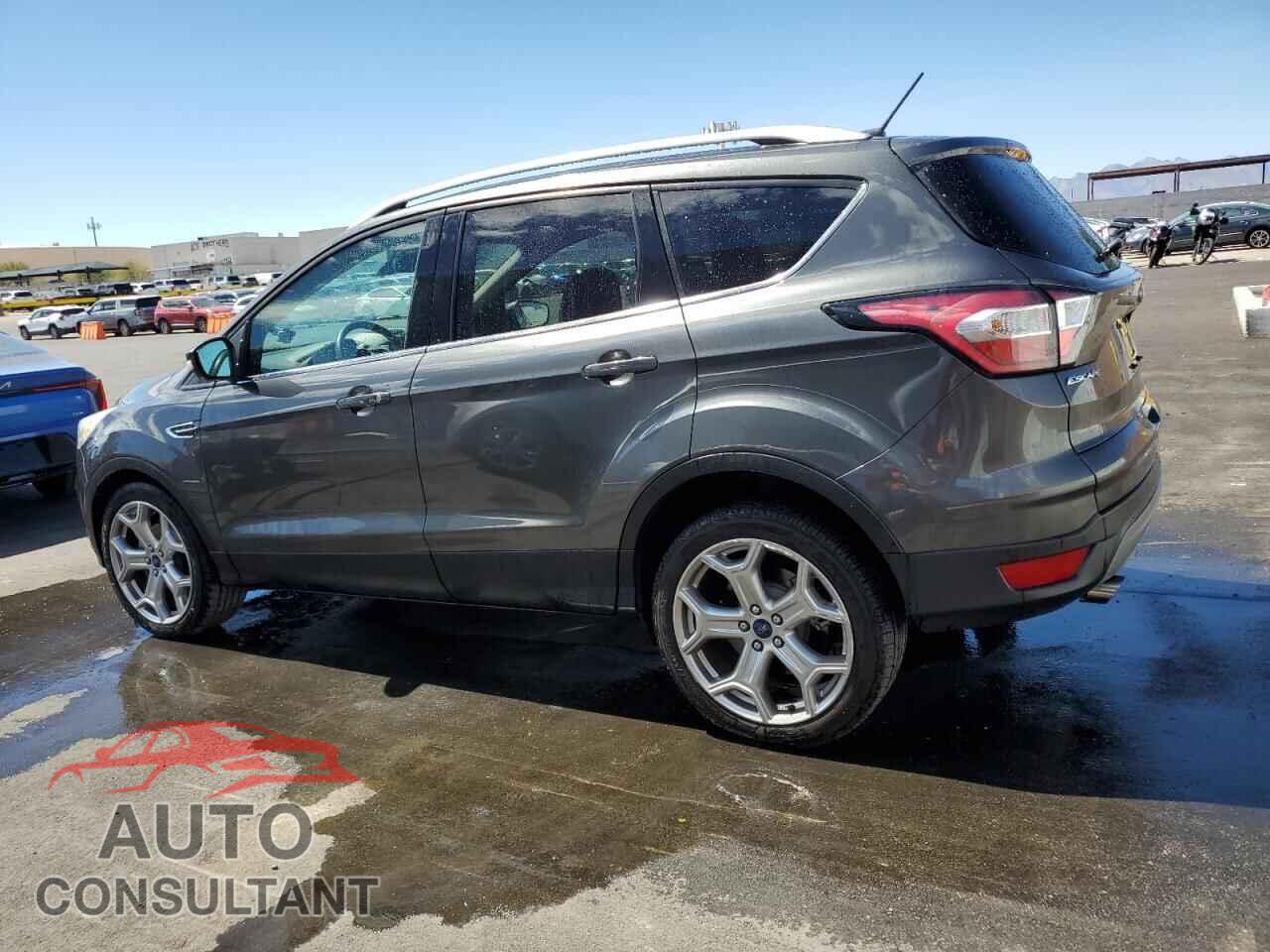 FORD ESCAPE 2017 - 1FMCU0JD4HUD20439