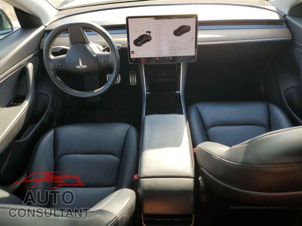 TESLA MODEL 3 2018 - 5YJ3E1EB6JF069728