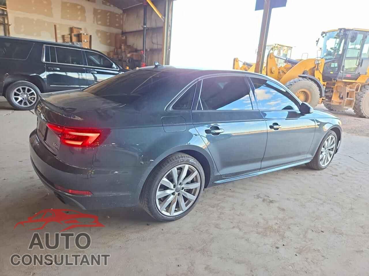 AUDI A4 2018 - WAUDNAF47JA207691