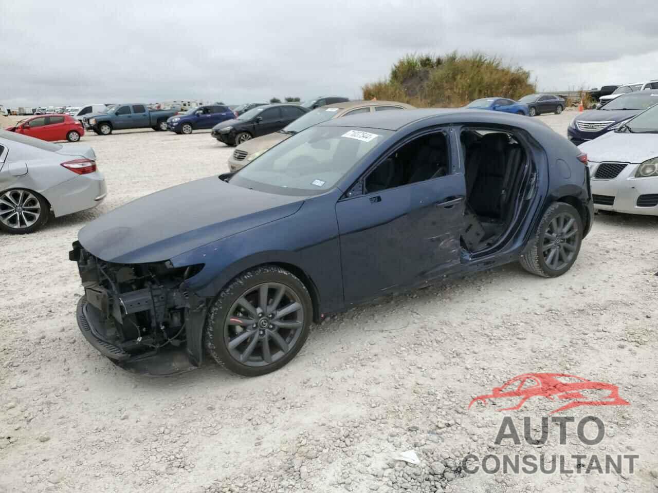 MAZDA 3 2022 - JM1BPAKL6N1509870