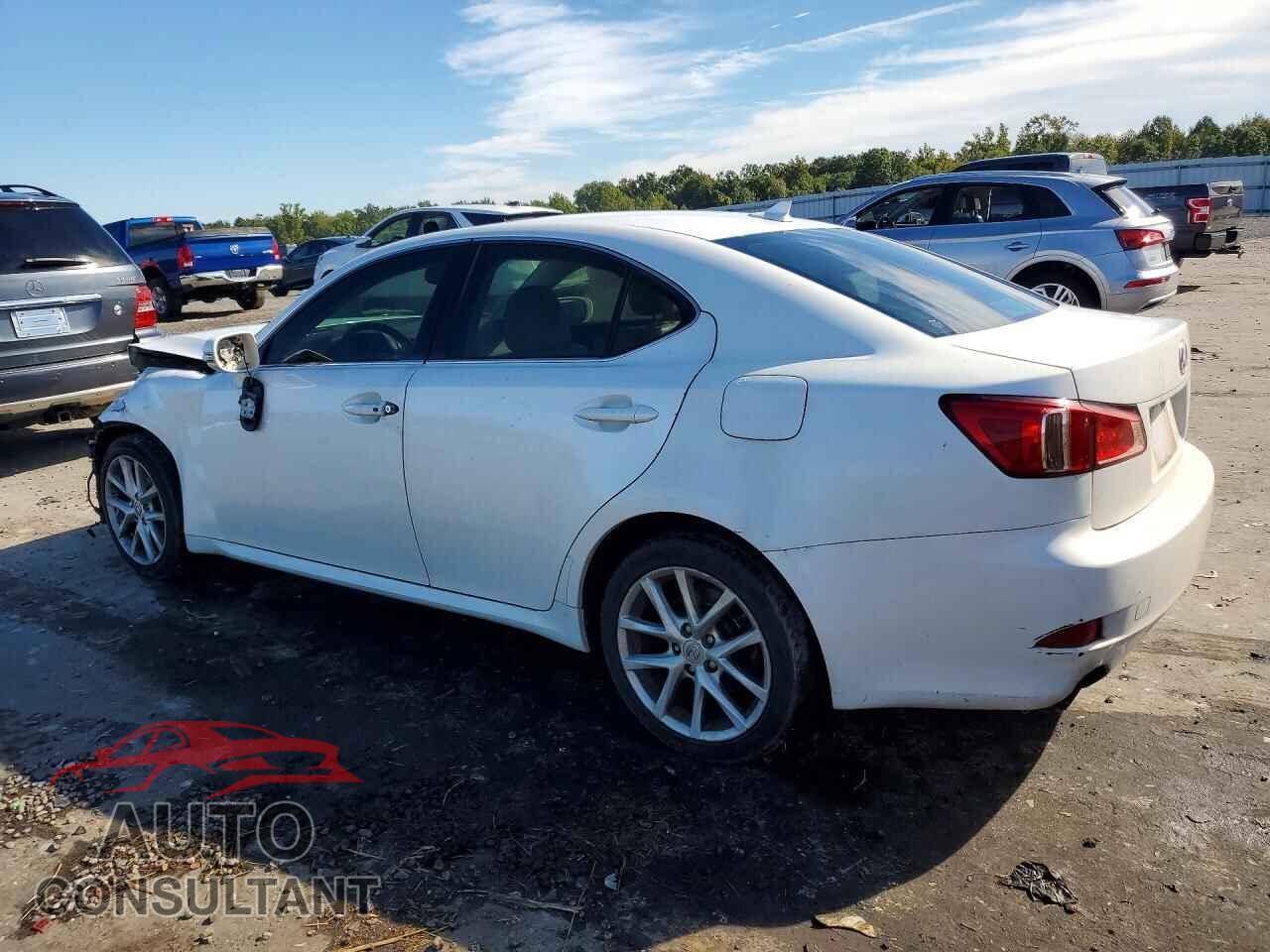 LEXUS IS 2012 - JTHCF5C26C5053281