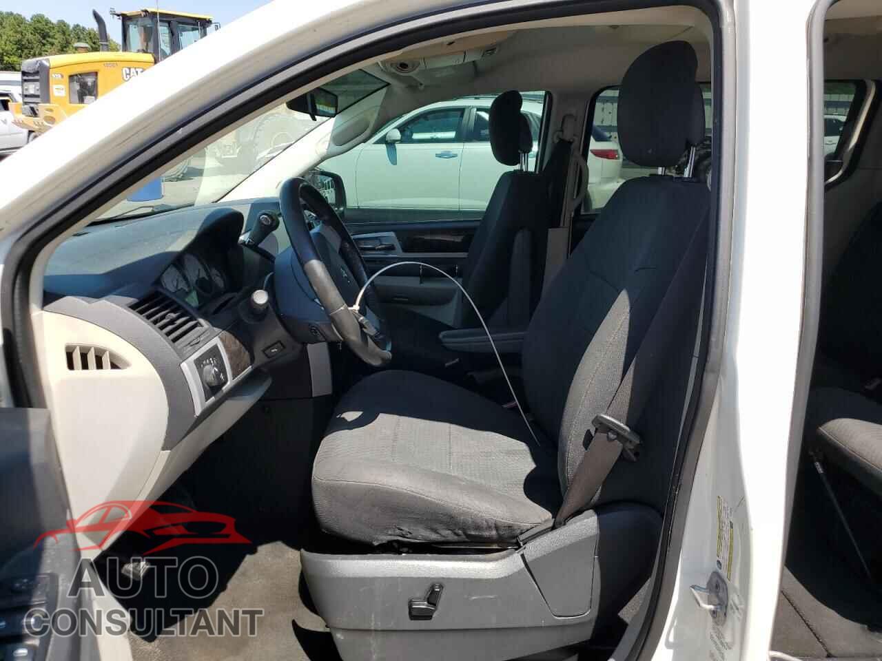 DODGE CARAVAN 2010 - 2D4RN5D10AR460200