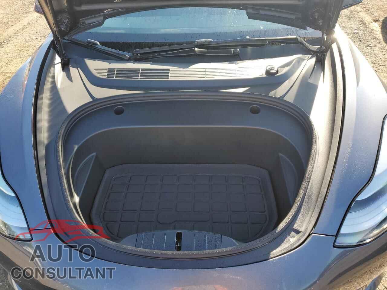 TESLA MODEL 3 2023 - 5YJ3E1EA7PF646931