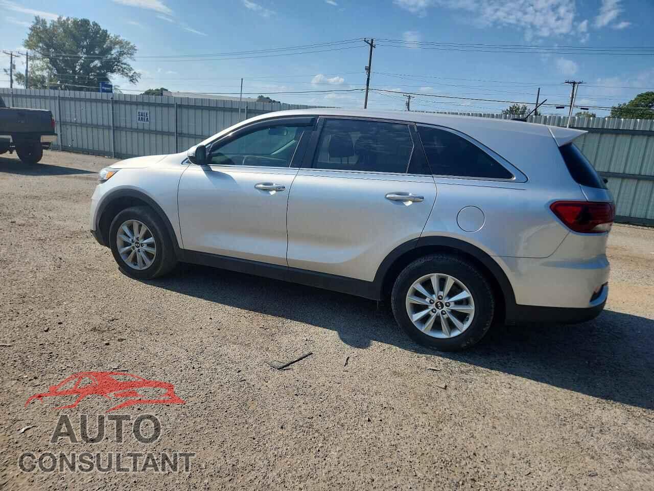 KIA SORENTO 2020 - 5XYPG4A3XLG657008