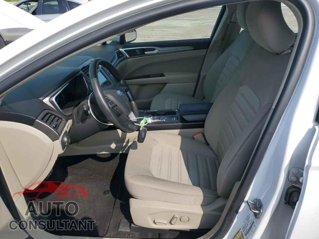 FORD FUSION 2019 - 3FA6P0LU3KR185142