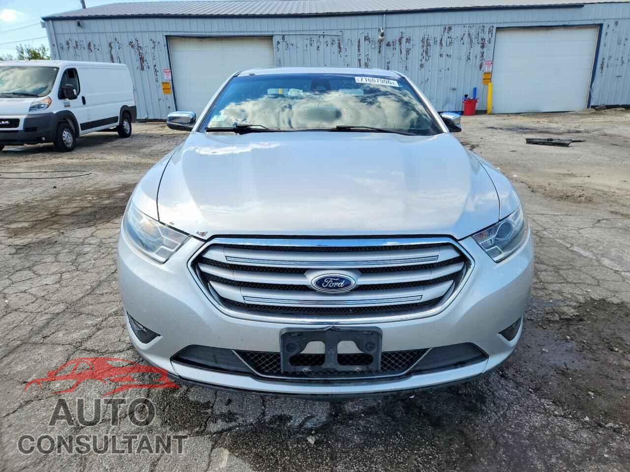 FORD TAURUS 2015 - 1FAHP2J86FG183425