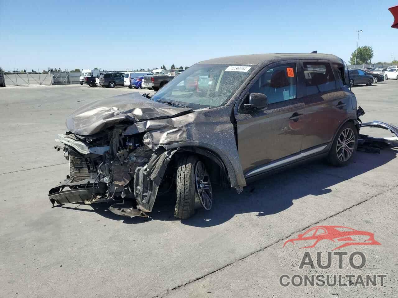 MITSUBISHI OUTLANDER 2018 - JA4AZ2A30JZ010162