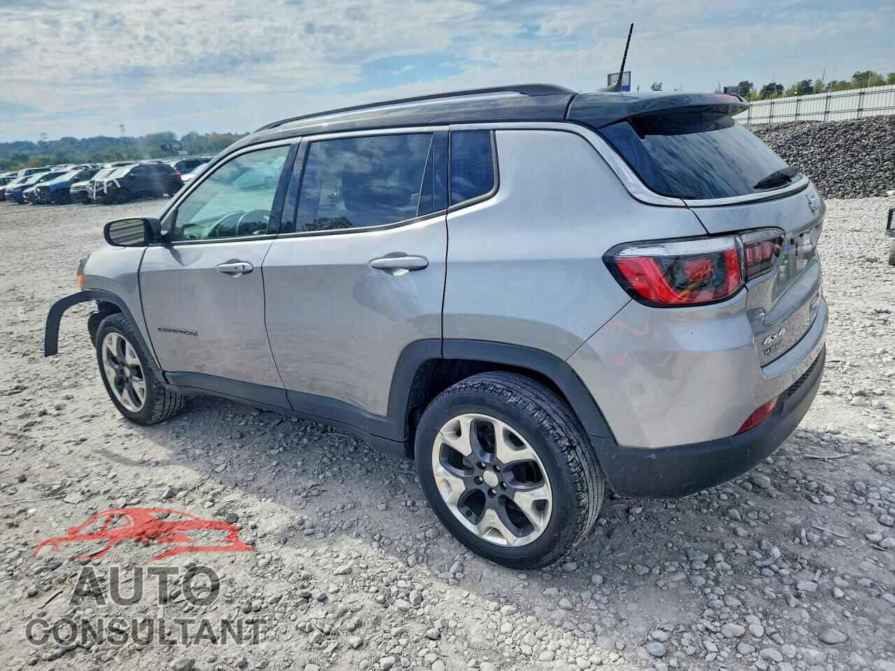 JEEP COMPASS 2018 - 3C4NJDCB9JT315715