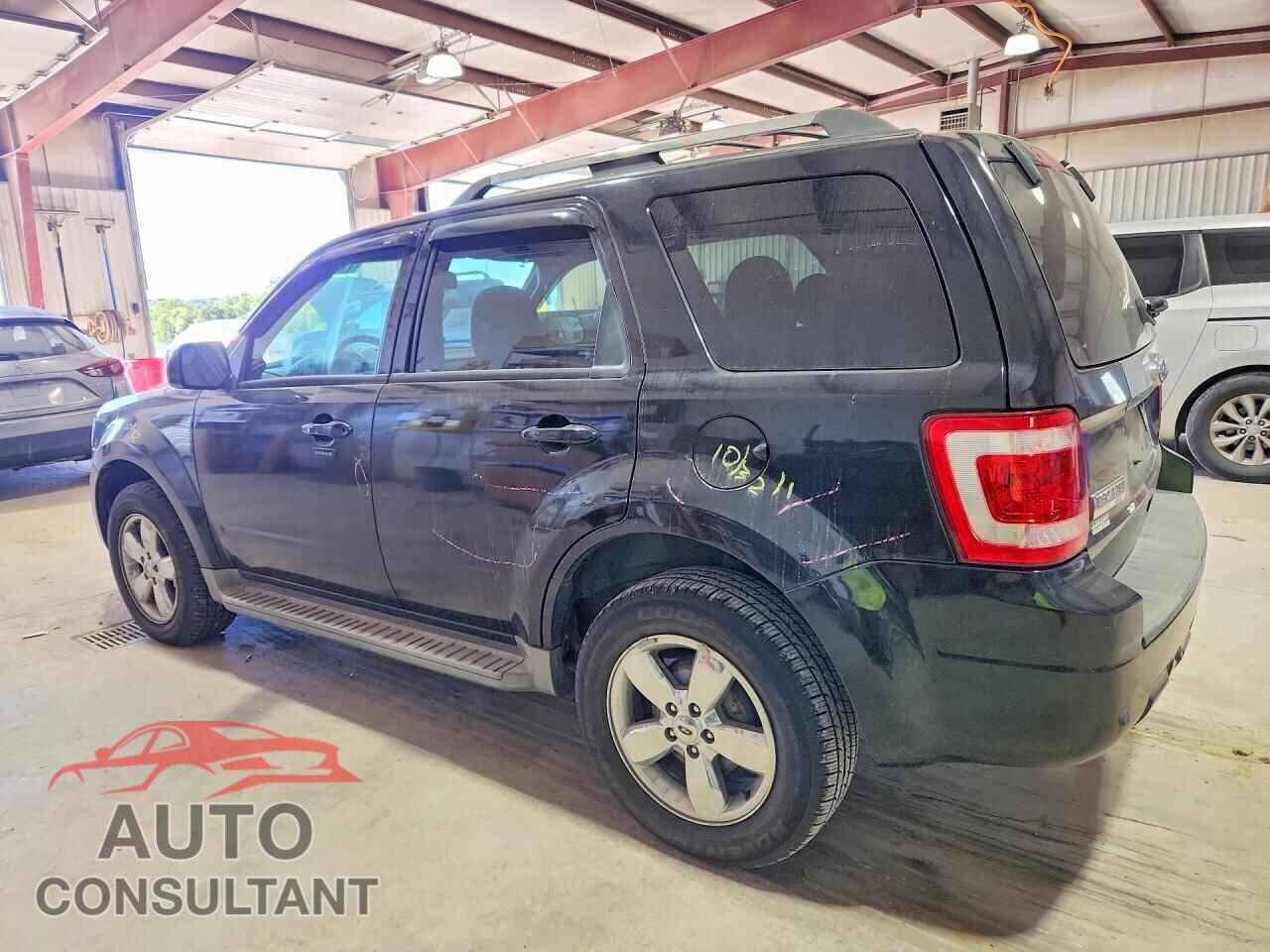 FORD ESCAPE 2010 - 1FMCU9E7XAKB07912