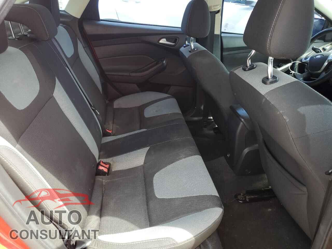 FORD FOCUS 2012 - 1FAHP3F25CL270679