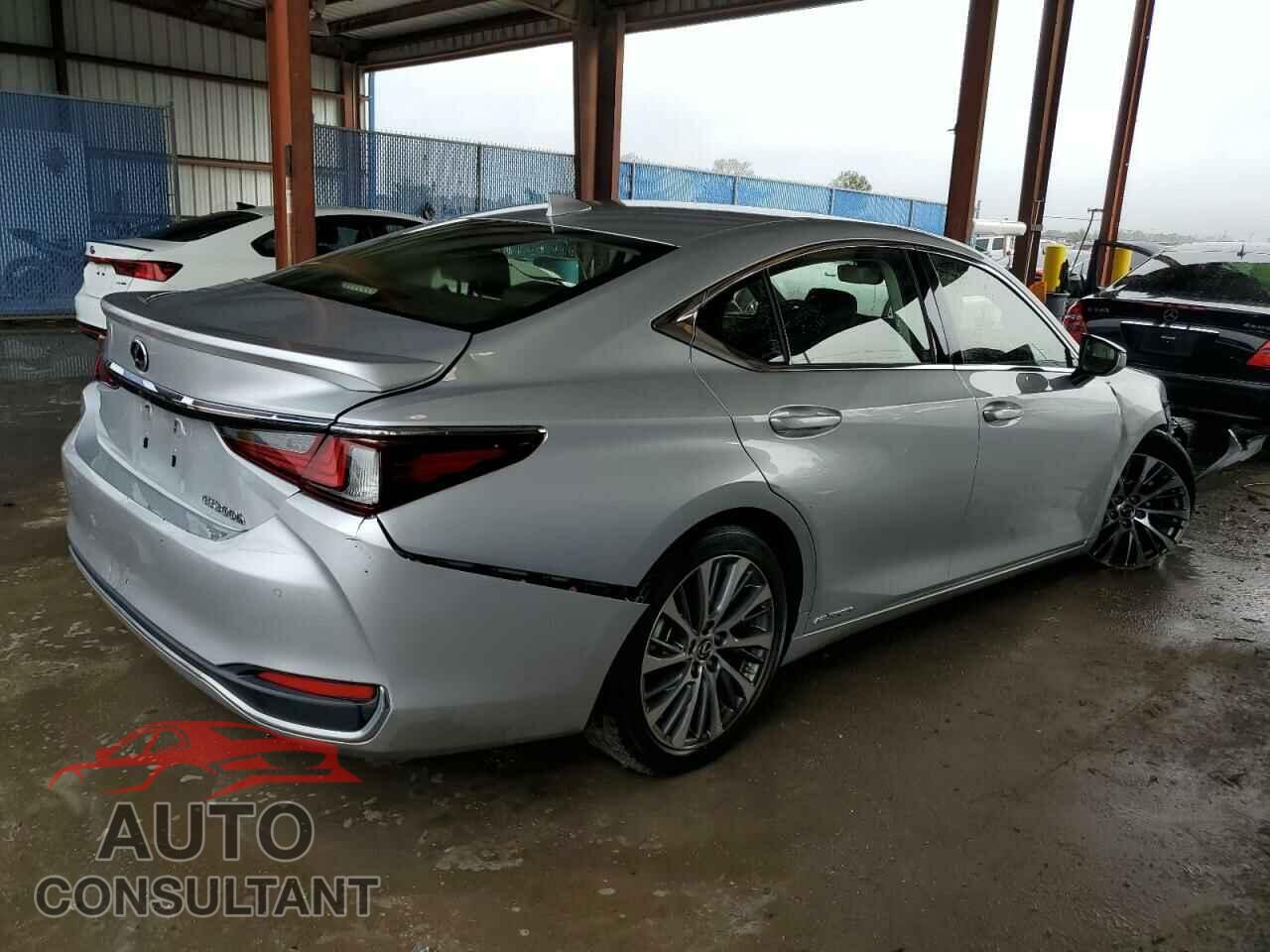 LEXUS ES300 2019 - JTHB21B19K2000261