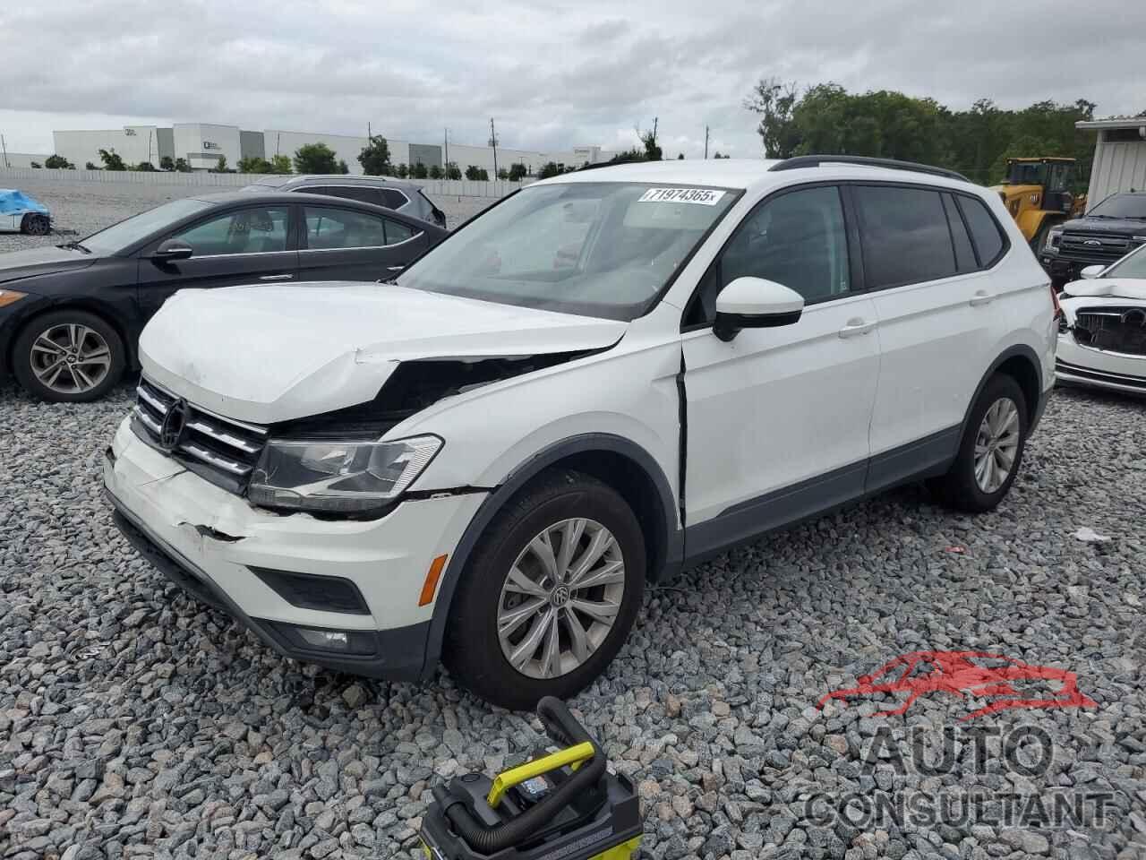 VOLKSWAGEN TIGUAN 2018 - 3VV0B7AX0JM020909
