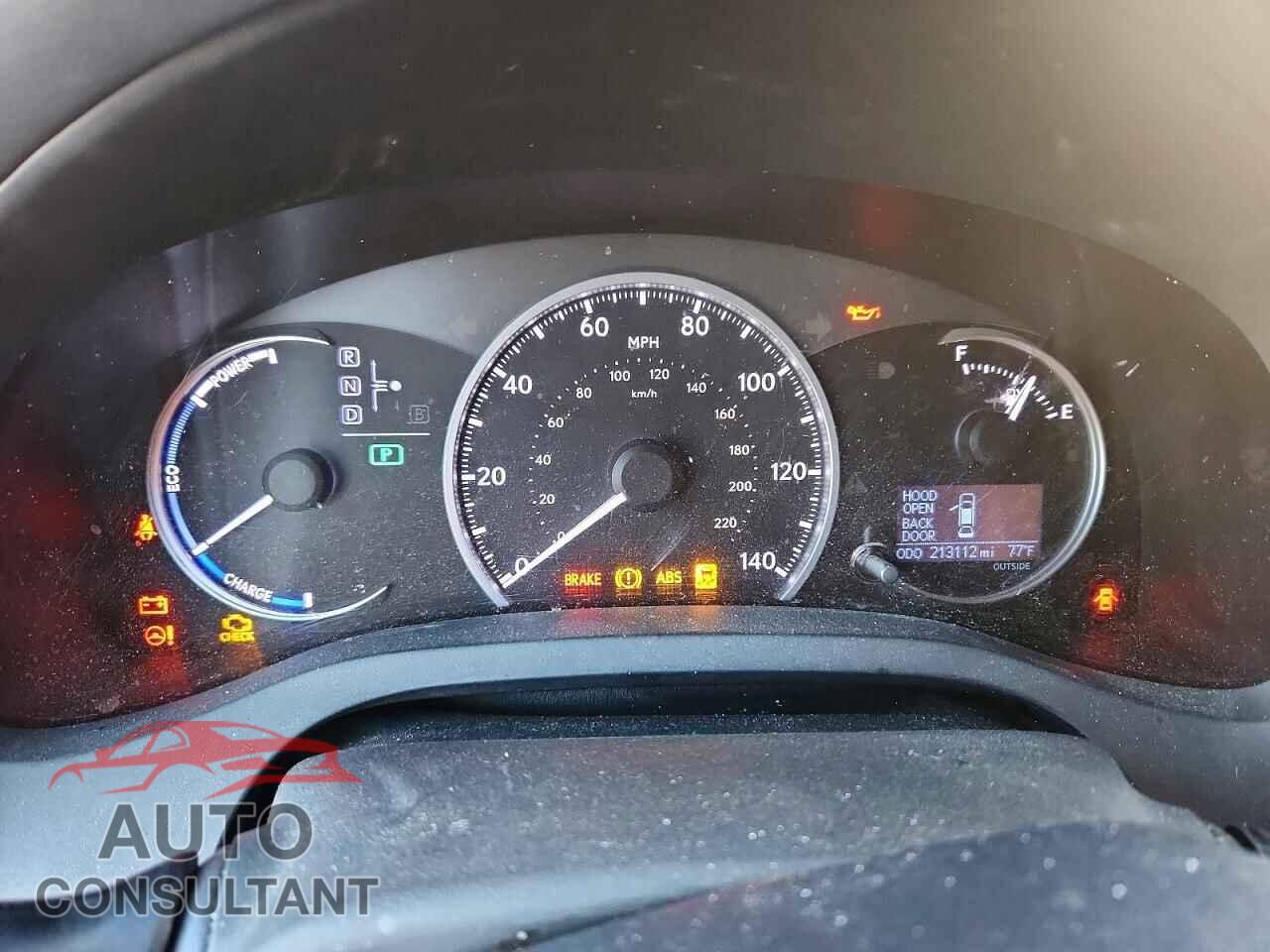 LEXUS CT 200 2013 - JTHKD5BH9D2128257