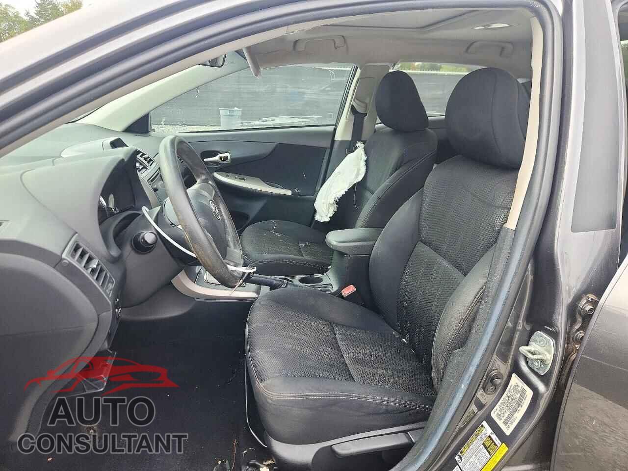 TOYOTA COROLLA 2013 - 5YFBU4EE2DP091583