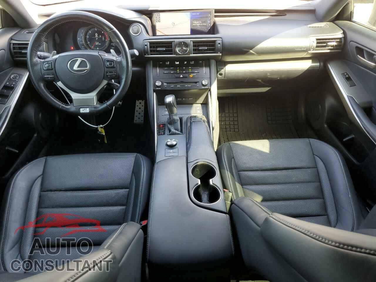 LEXUS IS 2017 - JTHBA1D25H5047643