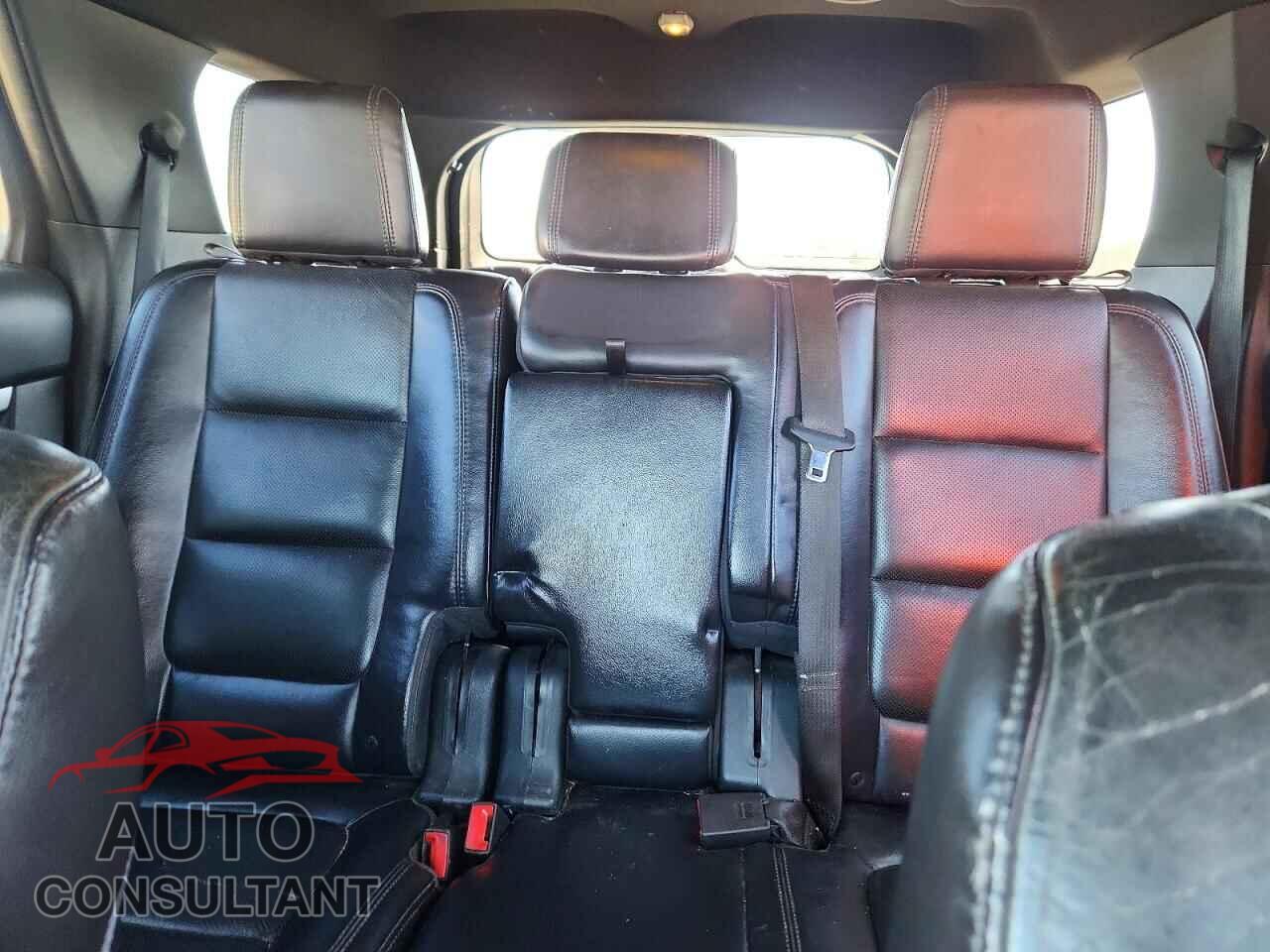 FORD EXPLORER 2016 - 1FM5K7D82GGB01580