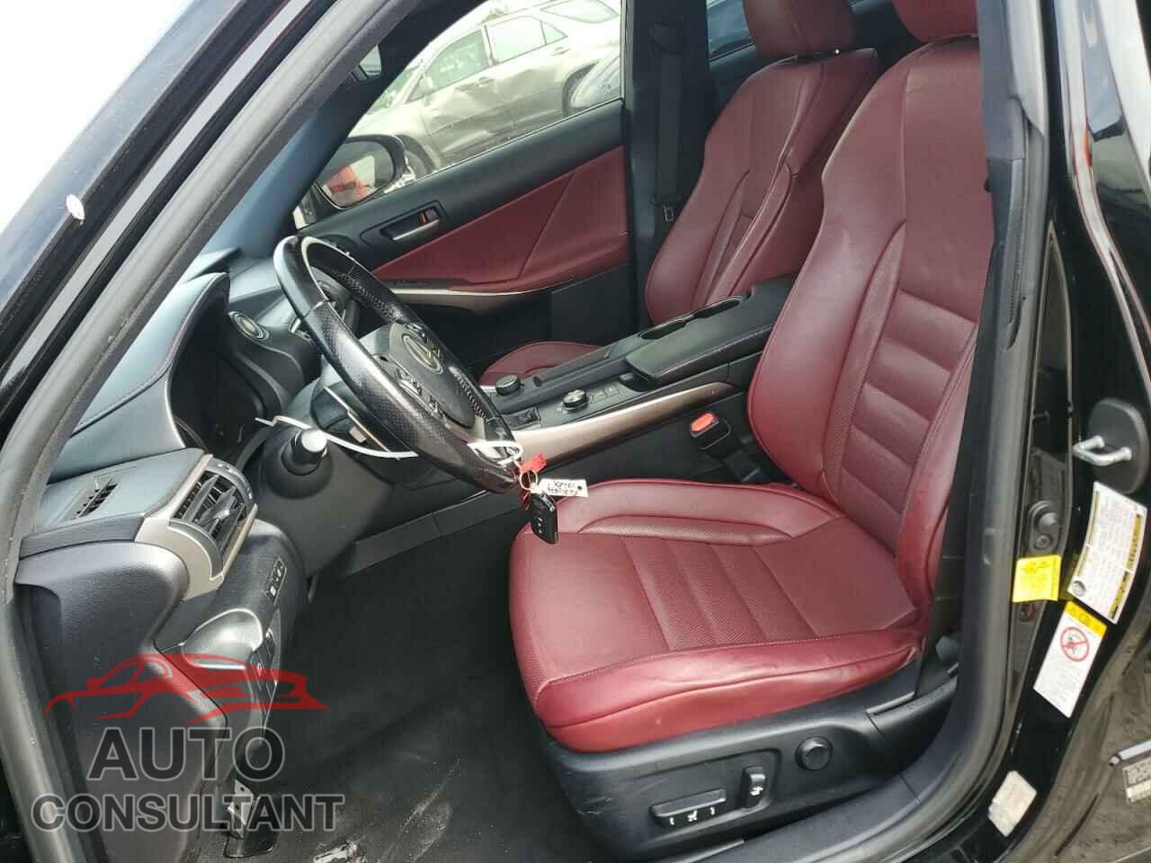 LEXUS IS 2017 - JTHBA1D27H5051256