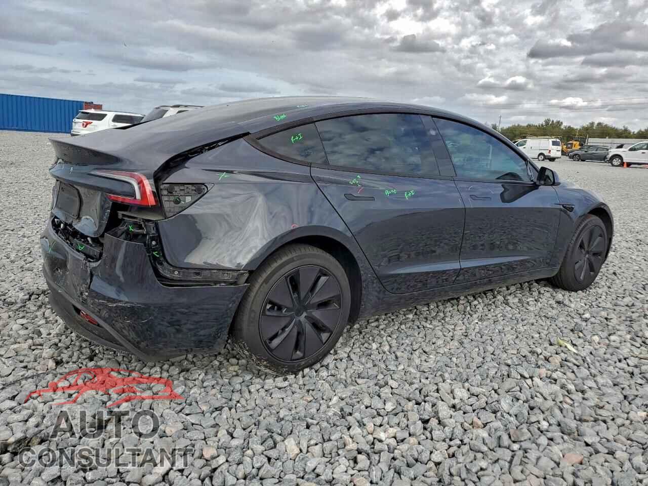 TESLA MODEL 3 2025 - 5YJ3E1EAXSF968097
