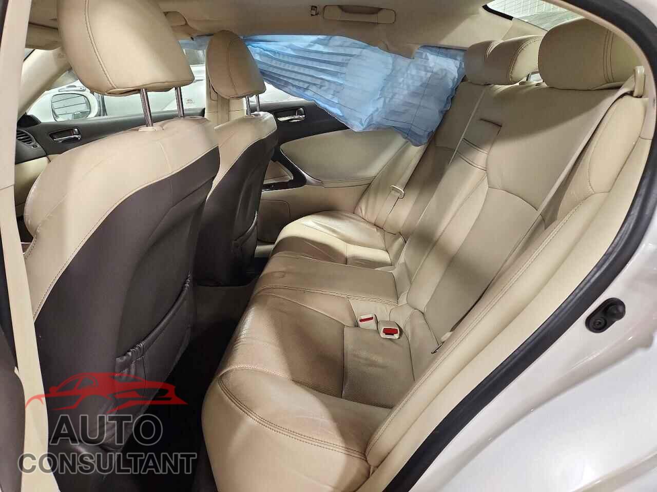 LEXUS IS 2010 - JTHCF5C29A2033010