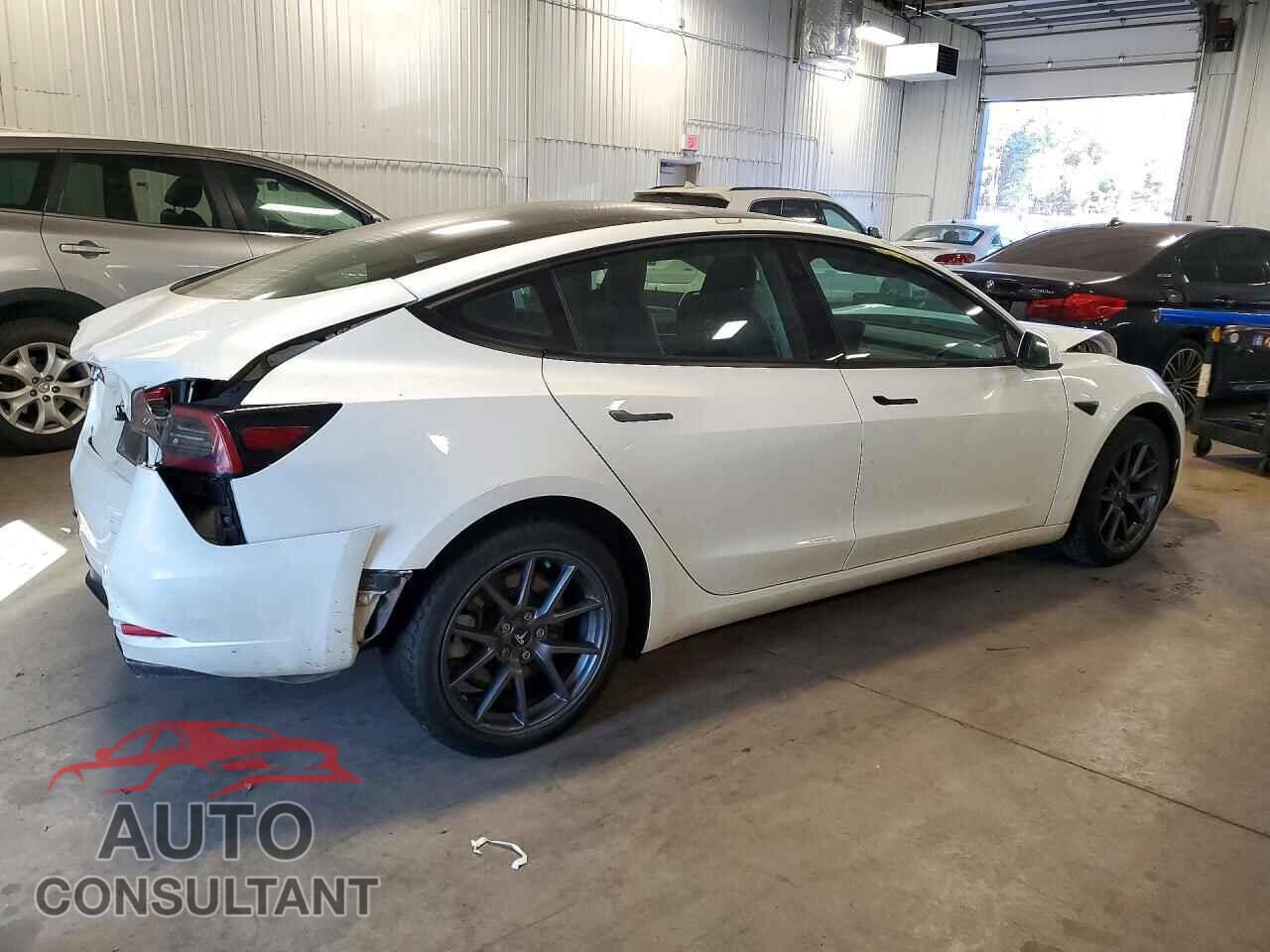 TESLA MODEL 3 2023 - 5YJ3E1EA0PF489176