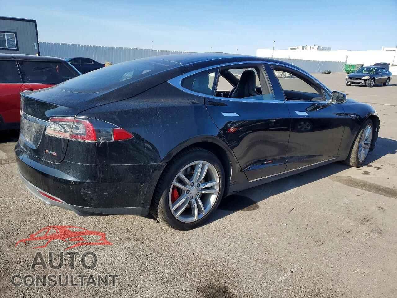TESLA MODEL S 2015 - 5YJSA1H46FF085360