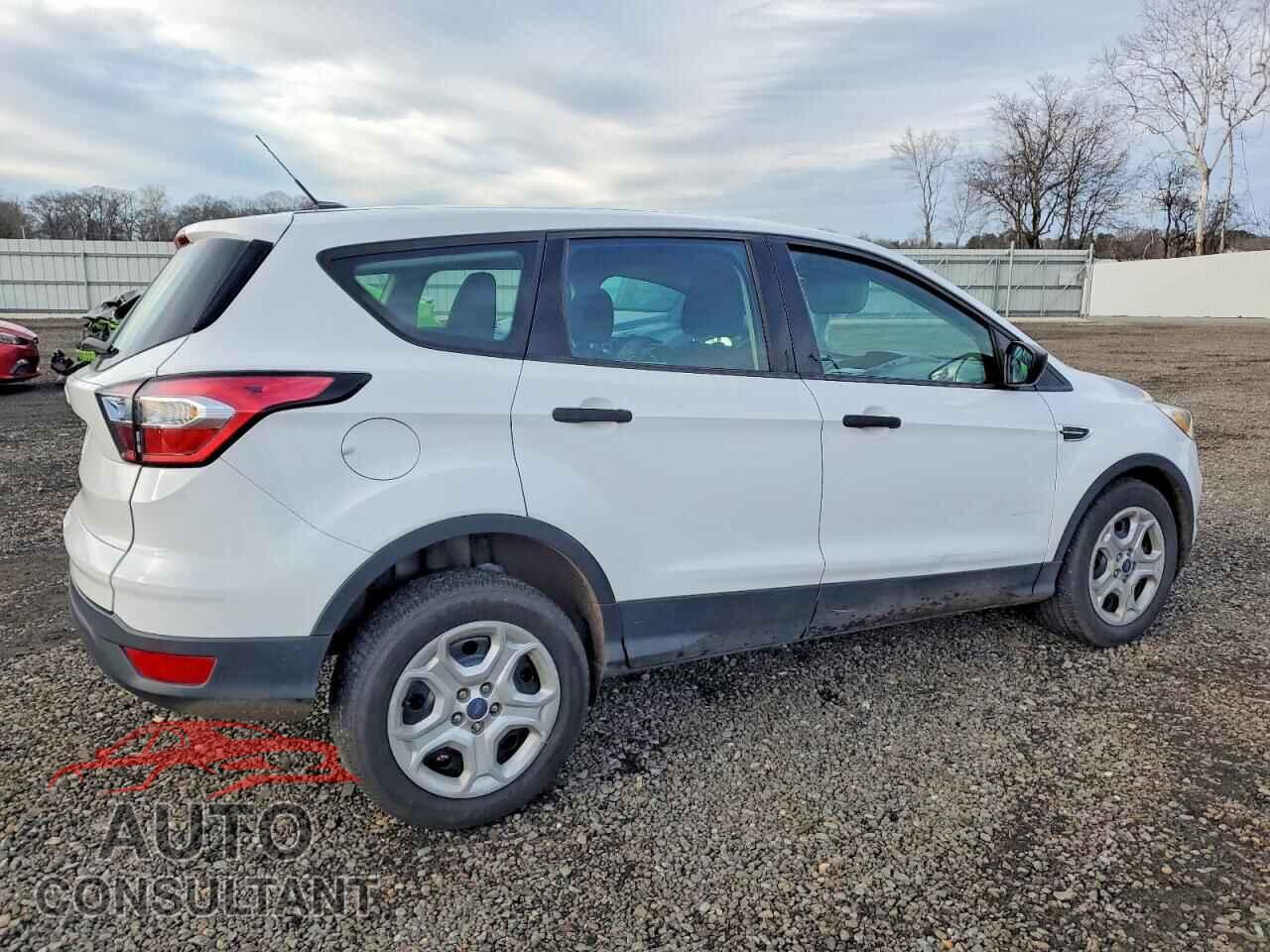 FORD ESCAPE 2017 - 1FMCU0F75HUB96944